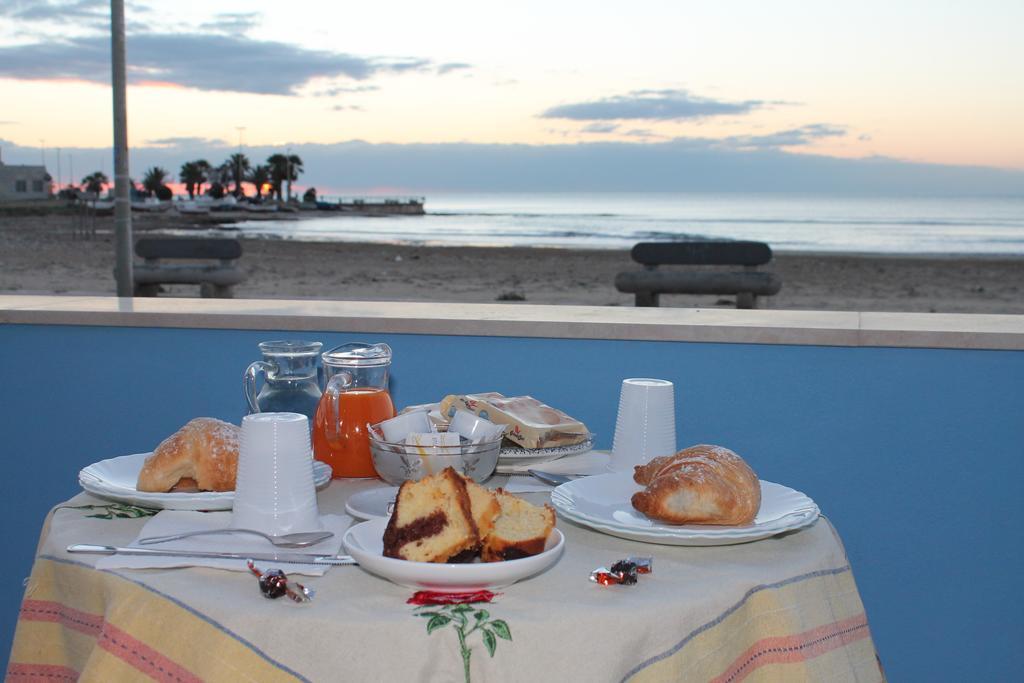 Terrazze Sul Mare Bed and Breakfast Pozzallo Εξωτερικό φωτογραφία