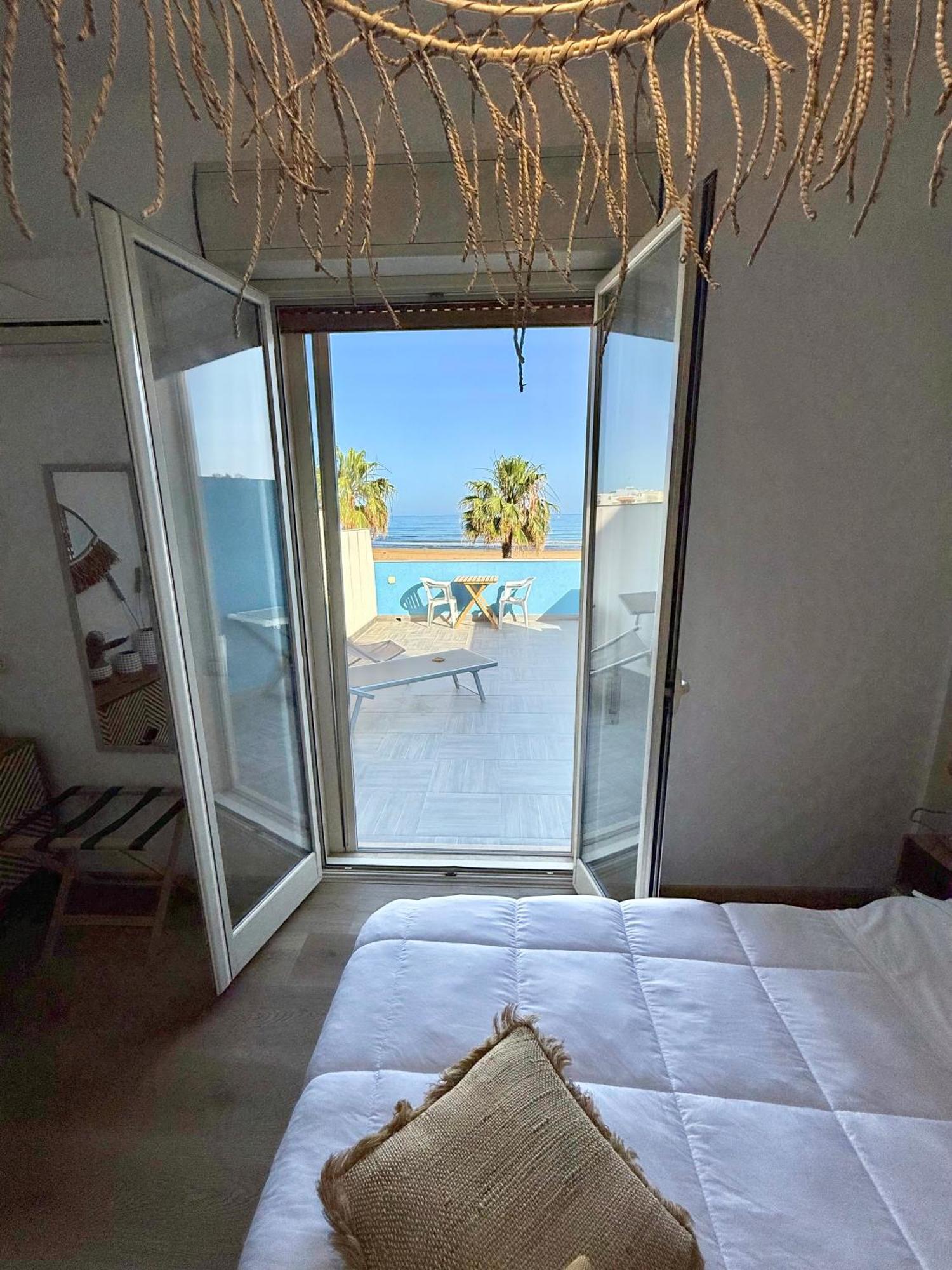 Terrazze Sul Mare Bed and Breakfast Pozzallo Εξωτερικό φωτογραφία