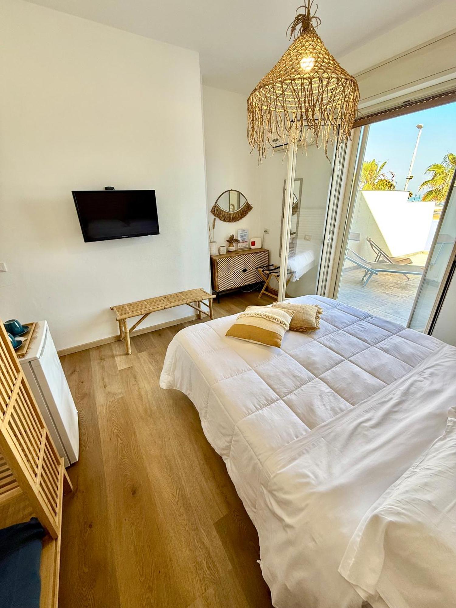 Terrazze Sul Mare Bed and Breakfast Pozzallo Εξωτερικό φωτογραφία