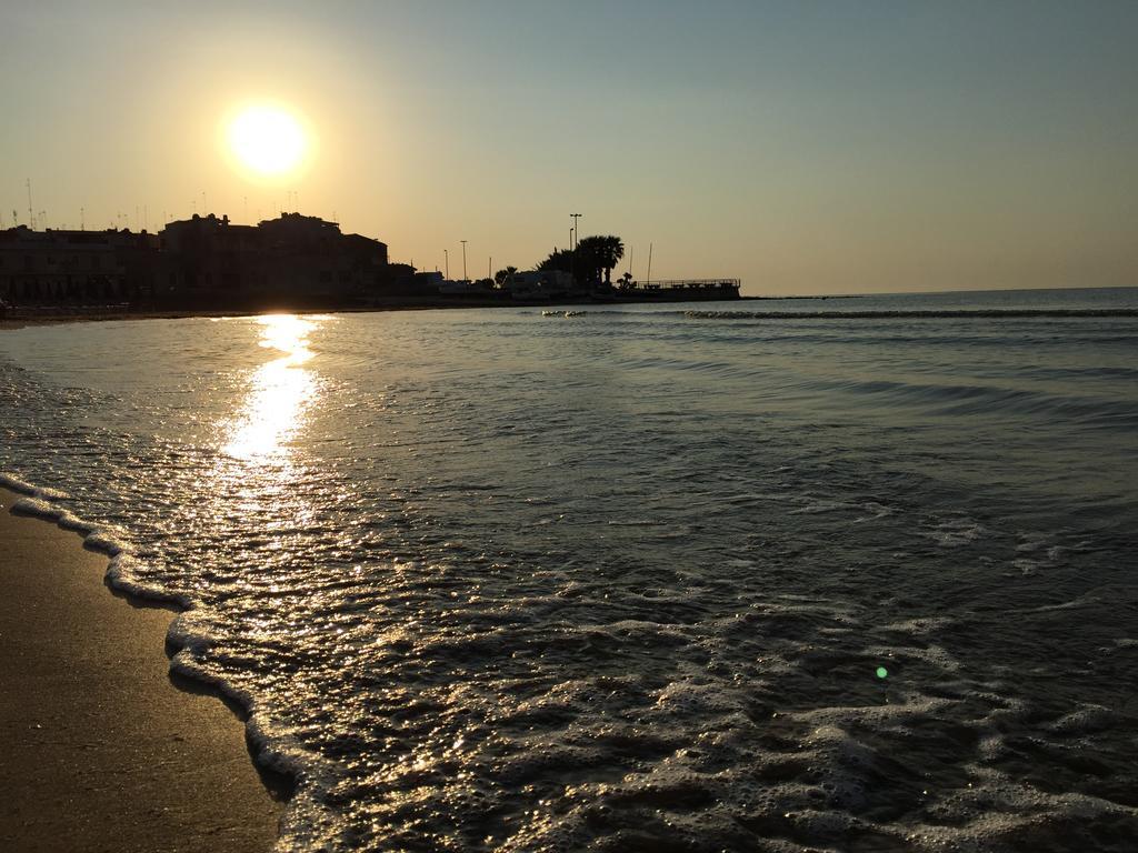 Terrazze Sul Mare Bed and Breakfast Pozzallo Εξωτερικό φωτογραφία